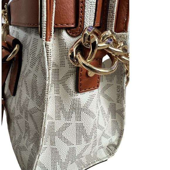 LIKE NEW Michael Kors Hamilton Satchel Bag - Picture 6 of 17